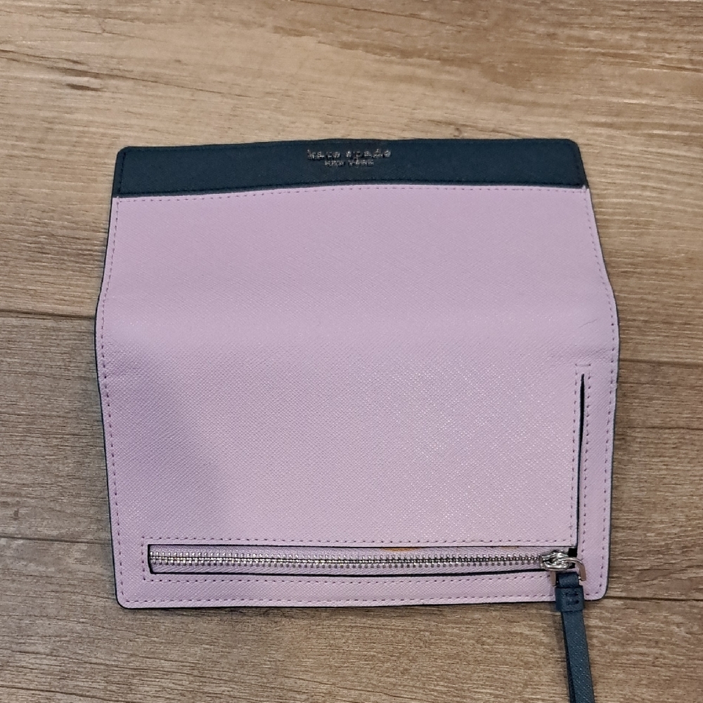 Kate Spade Cameron Large Slim Bifold Wallet. Lavender And Blue. Barely Used - Picture 5 of 5